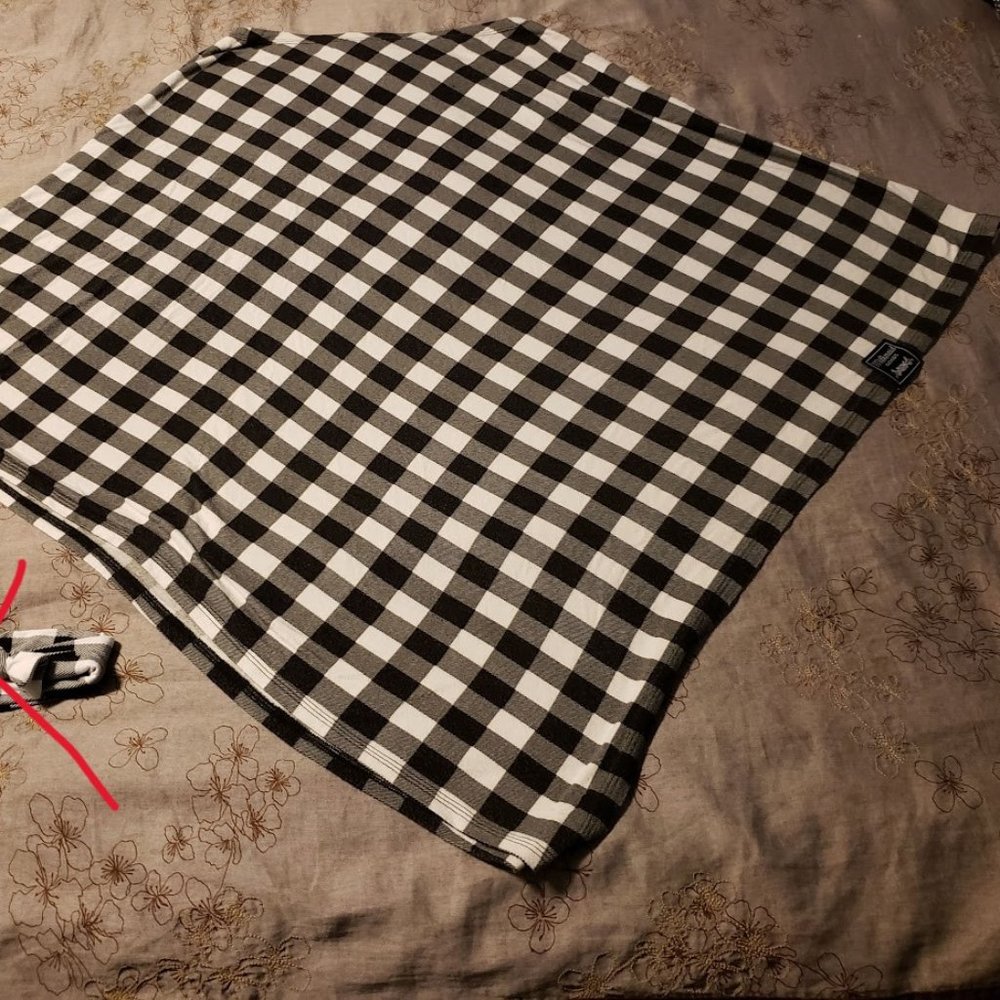 Milkmaid Goods Nursing Cover